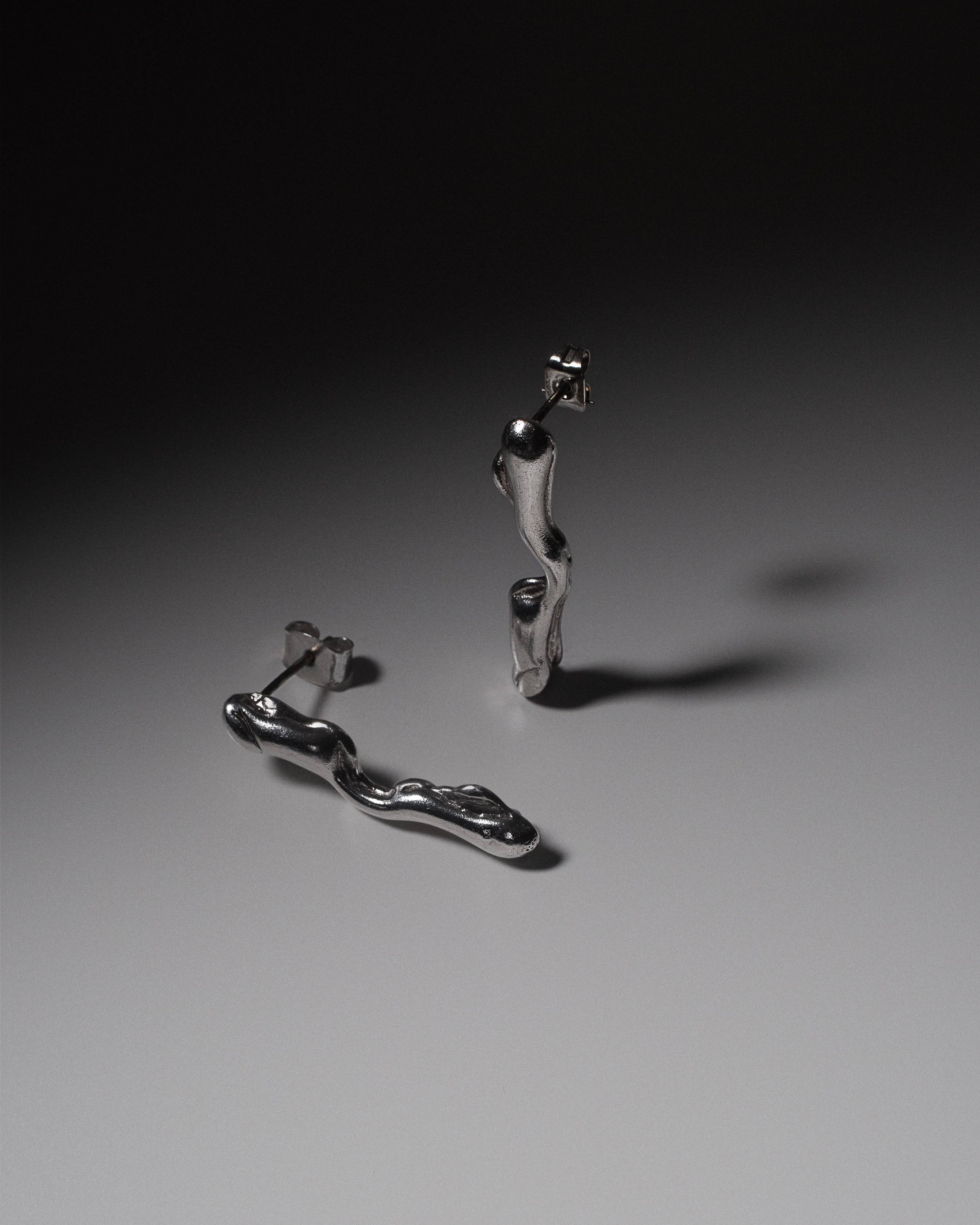 Crybaby Earring (NHS XRAY SILVER) - MVESLW-FST