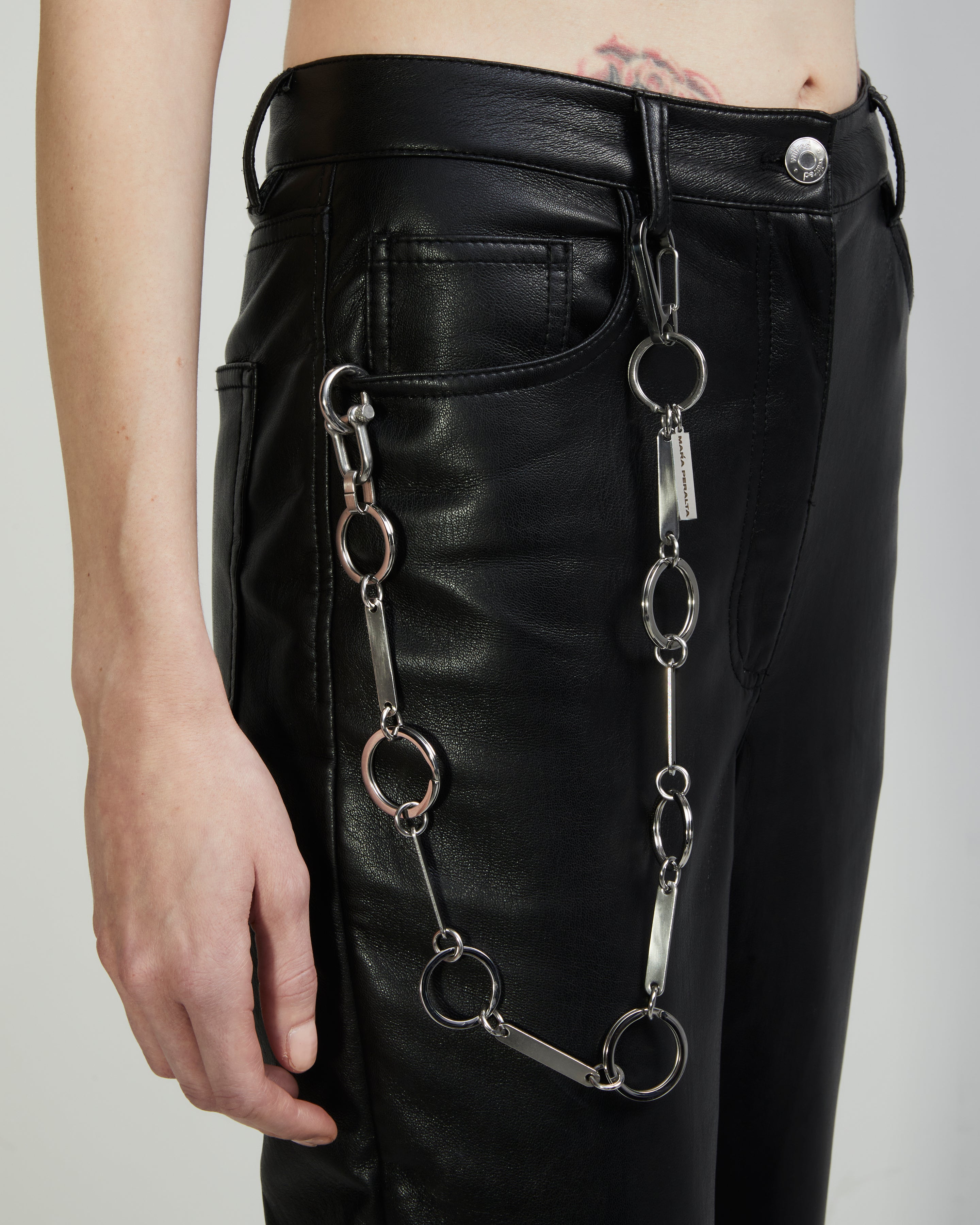 Hoop Wallet Chain | Screw Lock Chain for Wallet | Maŕa Peralta Studio