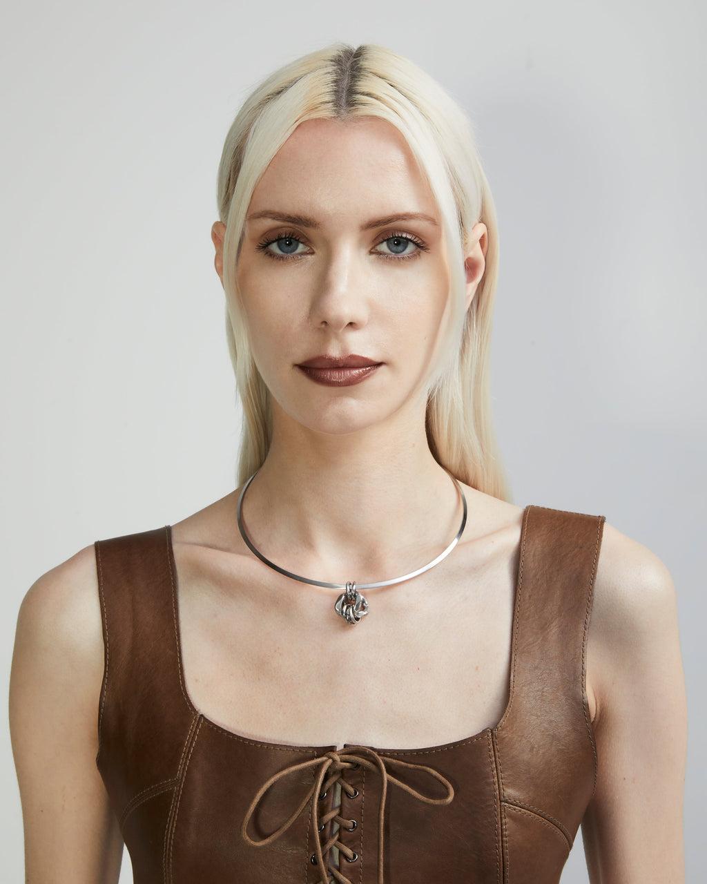 Steel Bar Choker Necklace | Chain Pendant Choker |Maŕa Peralta Studio